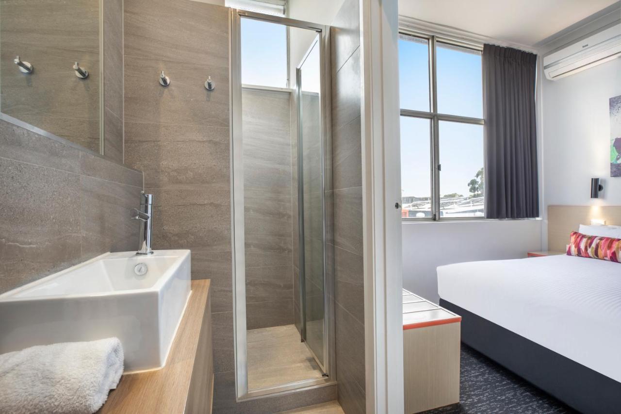 Nightcap At Ashley Hotel Braybrook Екстер'єр фото