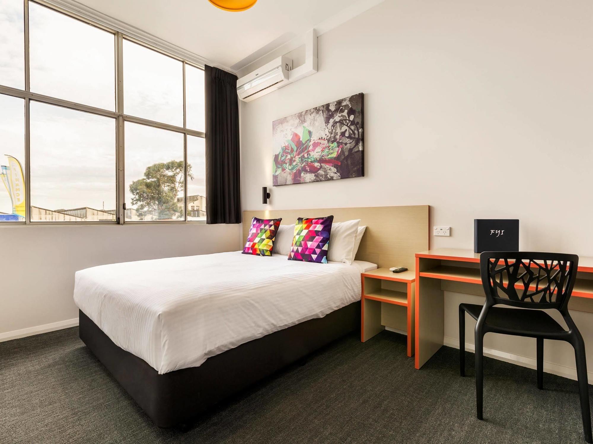 Nightcap At Ashley Hotel Braybrook Екстер'єр фото
