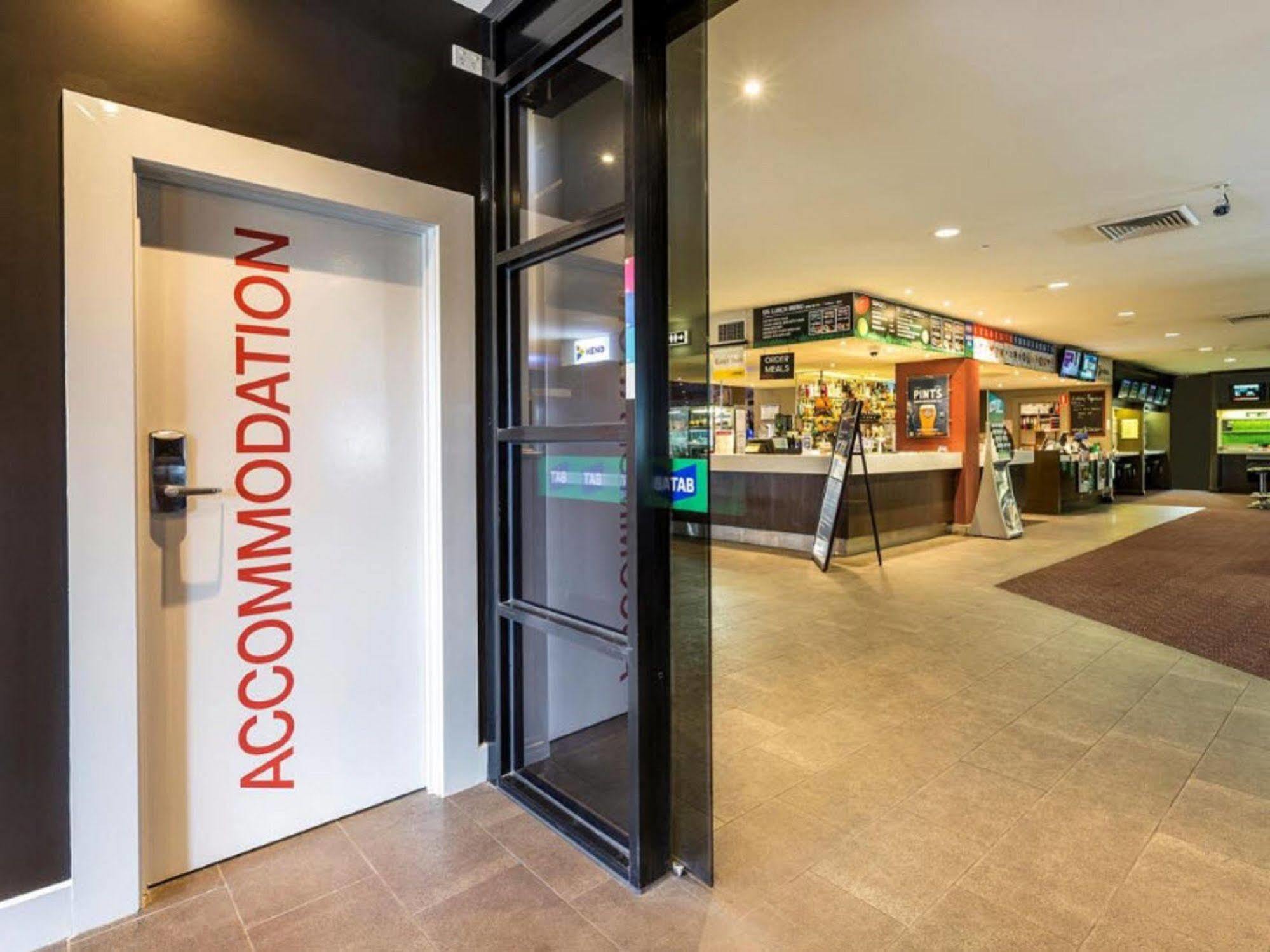 Nightcap At Ashley Hotel Braybrook Екстер'єр фото
