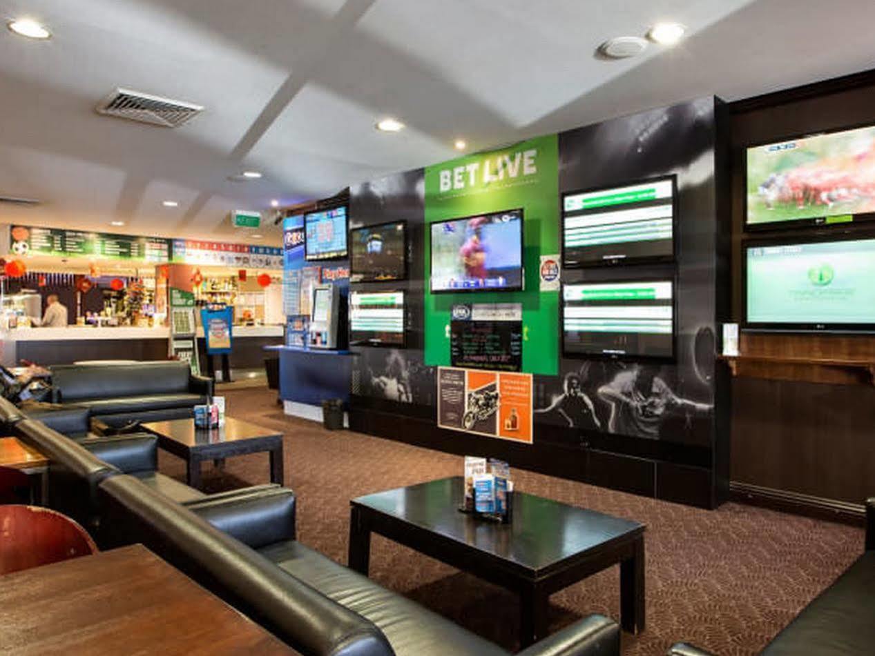 Nightcap At Ashley Hotel Braybrook Екстер'єр фото